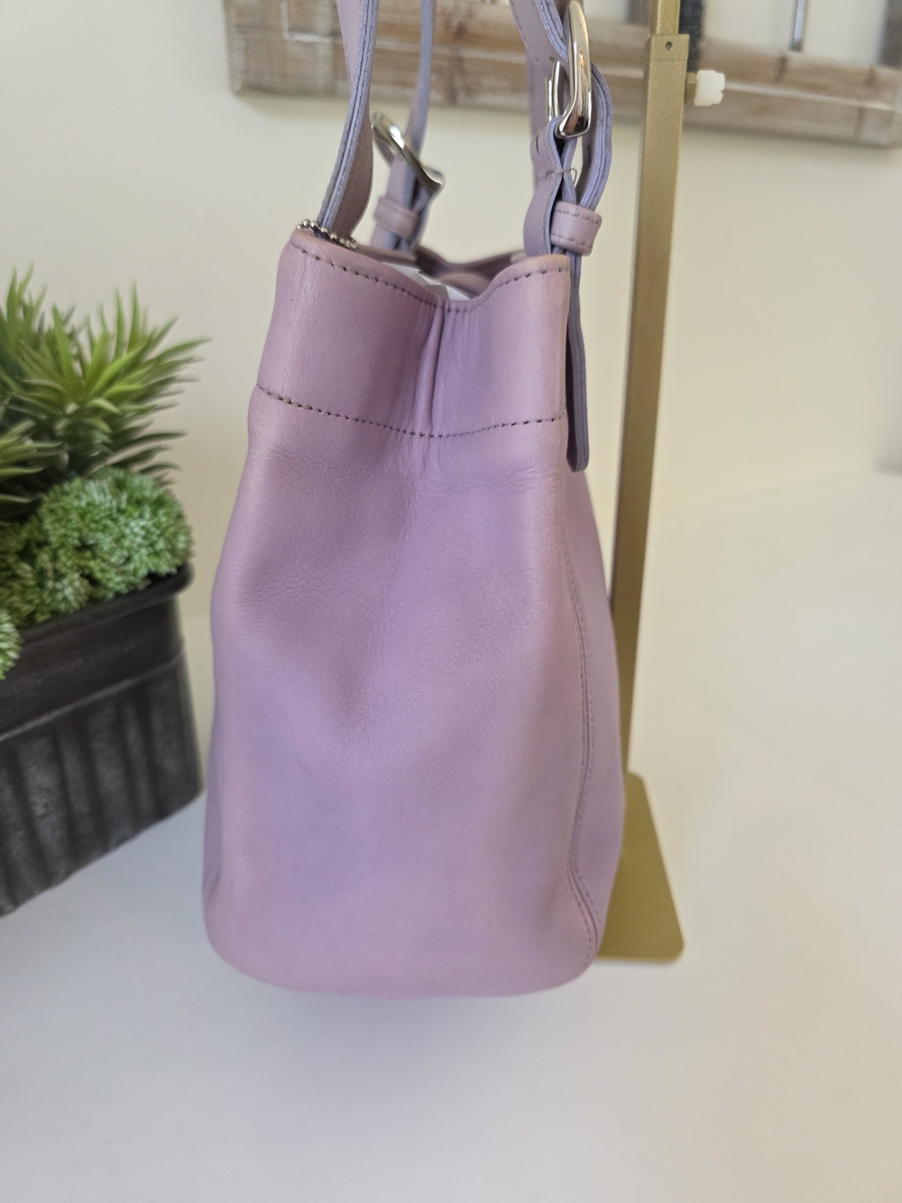 Vintage Coach Soho Buckle Shoulder Bag Lilac Lavender Glove Tanned Leather Y2k - Picture 6 of 15